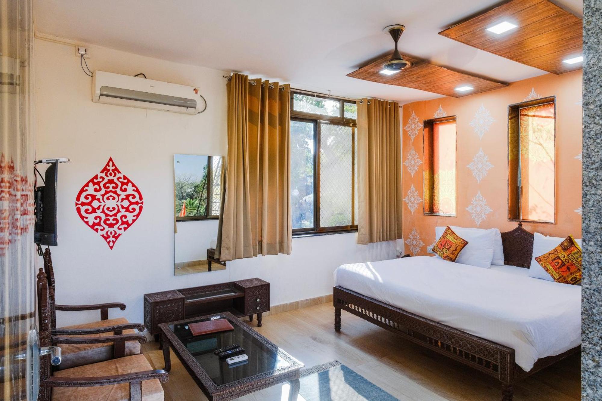 Rudraksha Inn Mount Abu Exterior photo